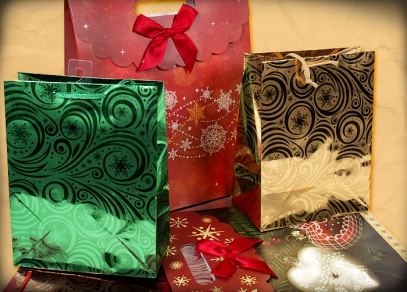 Luxusně zpracované tašky s vánočními motivy
